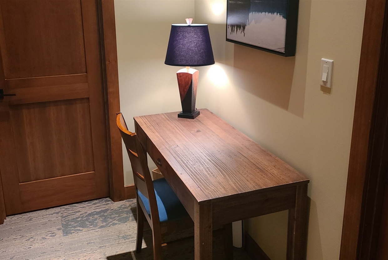 Quiet desk space