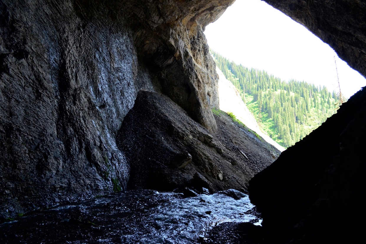 Bisaro Cave