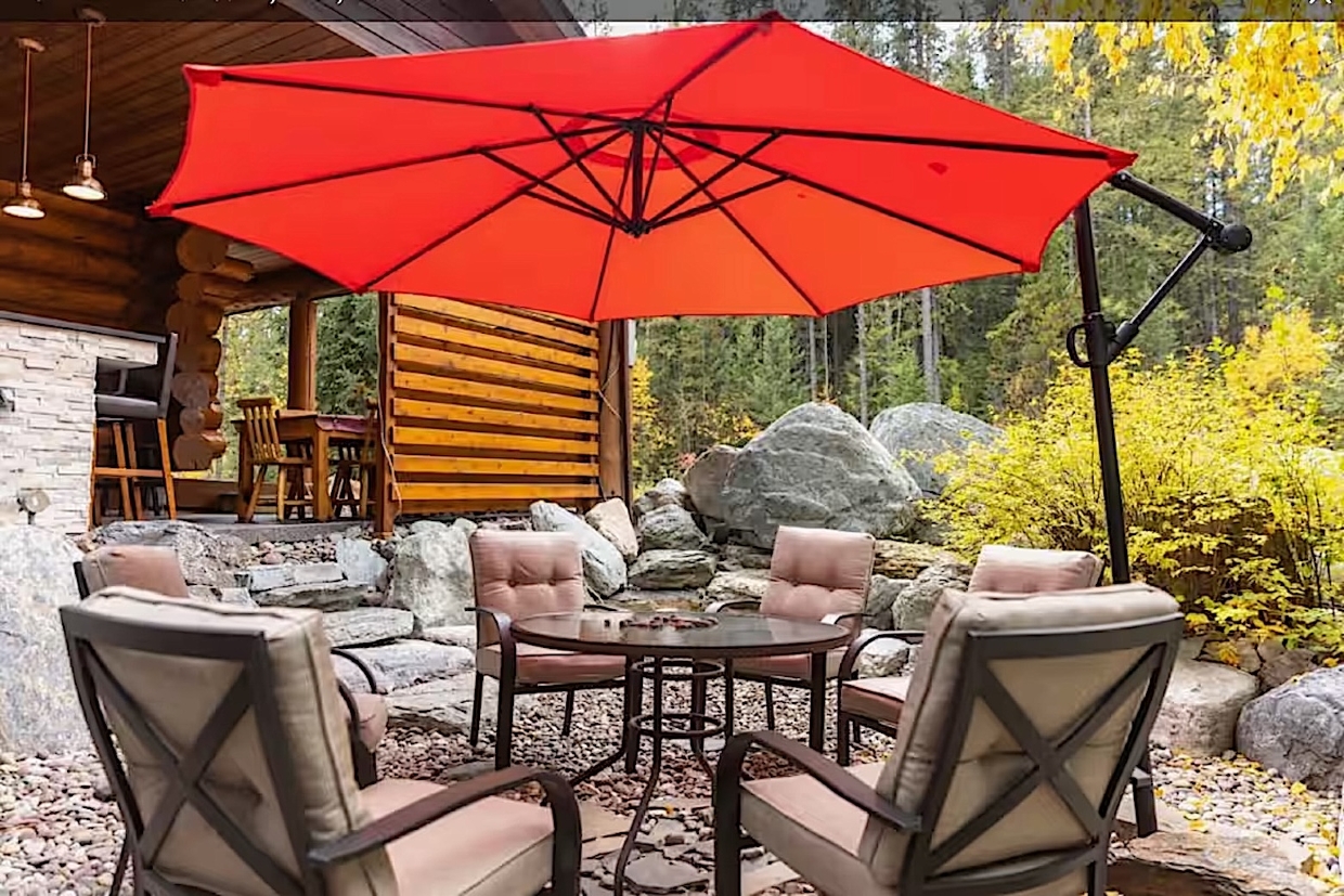 Fernie Log Cabin Patio