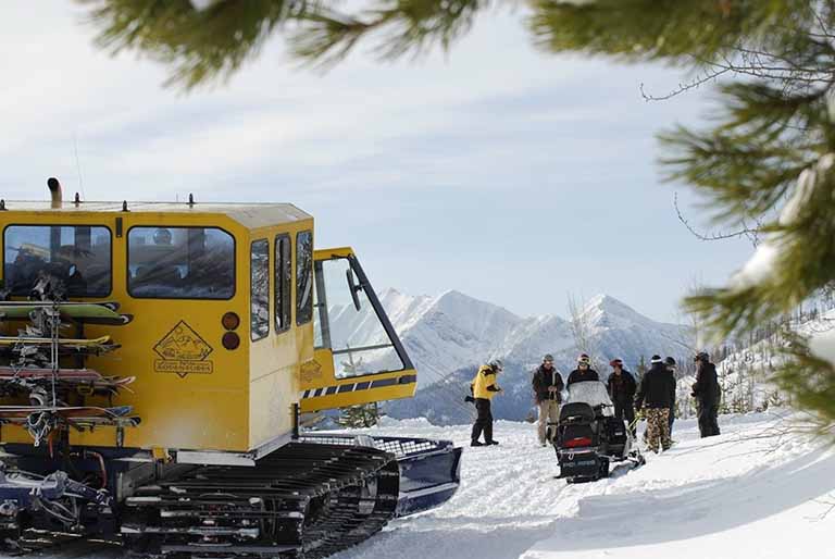 Snowcat skiing with FWA 