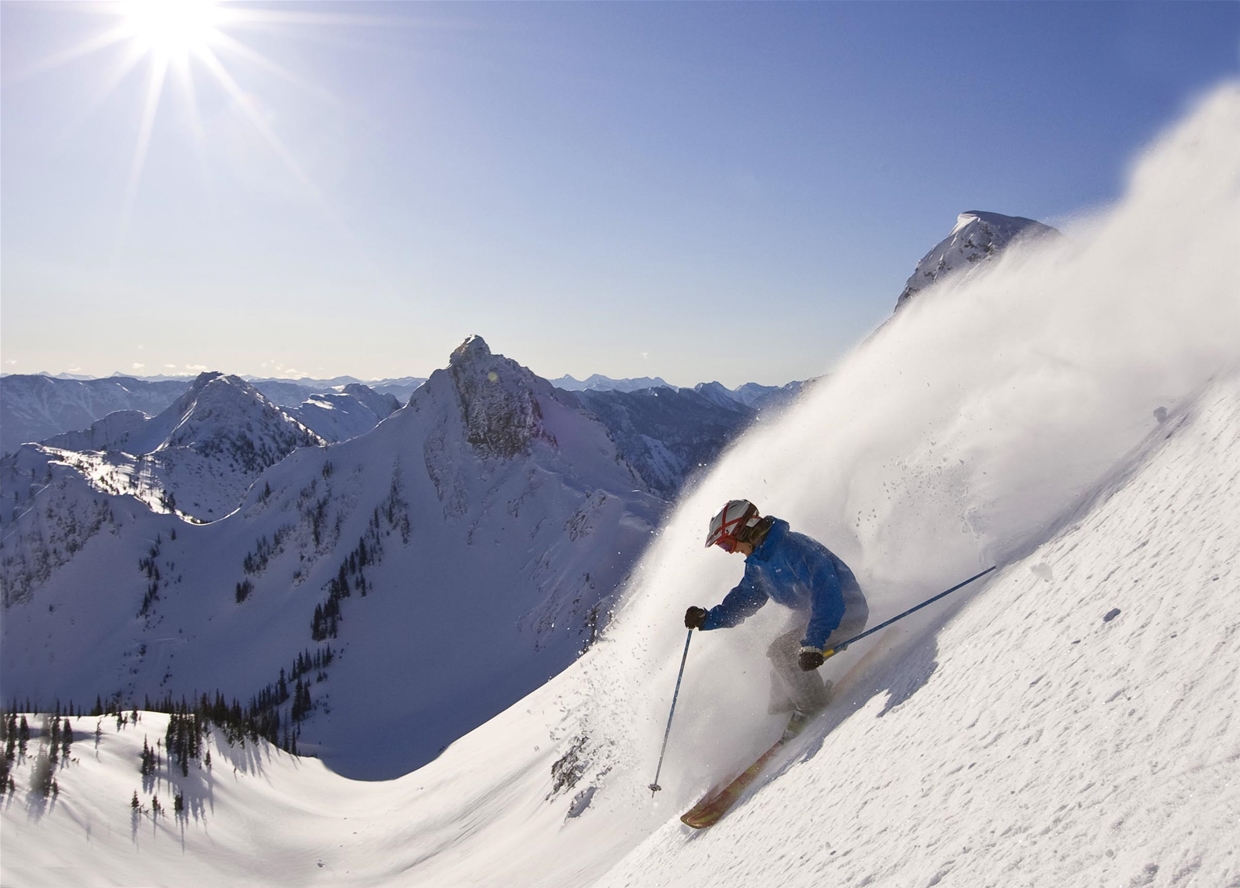 Powder turns at Island Lake Lodge