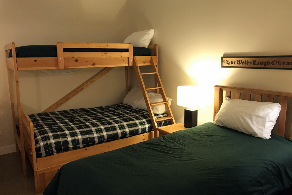 Griz Inn Fernie BC