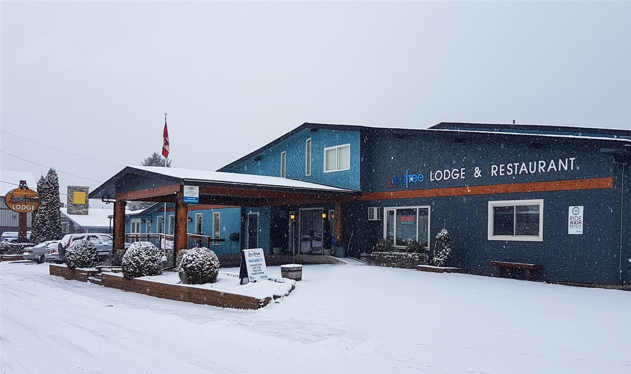 Red Tree Lodge